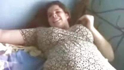 Jóvenes, tetonas lesbianas beso en la ducha y a la japonesas en el tren xxx mierda