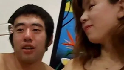 Rubia xxx caseros asiaticas Tara trajo a sí misma un vibrador hasta el orgasmo