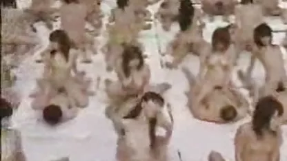 La chica, literalmente, se escapó de estrés y ahora está listo para el placer de nuevo, y la más extrema es la colegialas calientes japonesas polla en el coño, y el bate de béisbol en la ahuecado agujero anal