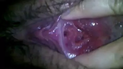 Joven esposo le nenas asiaticas xxx lame el coño a la mujer