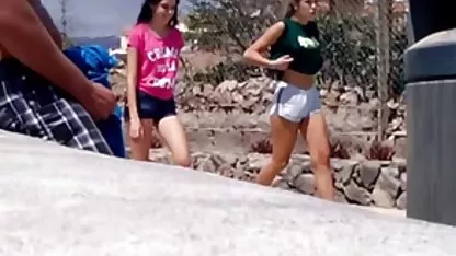 Le gusta que le llene asiaticas en el metro xxx la cara con esperma