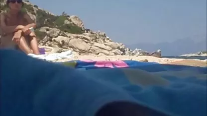 Chica digitación guy dick piernas madre e hija japonesa